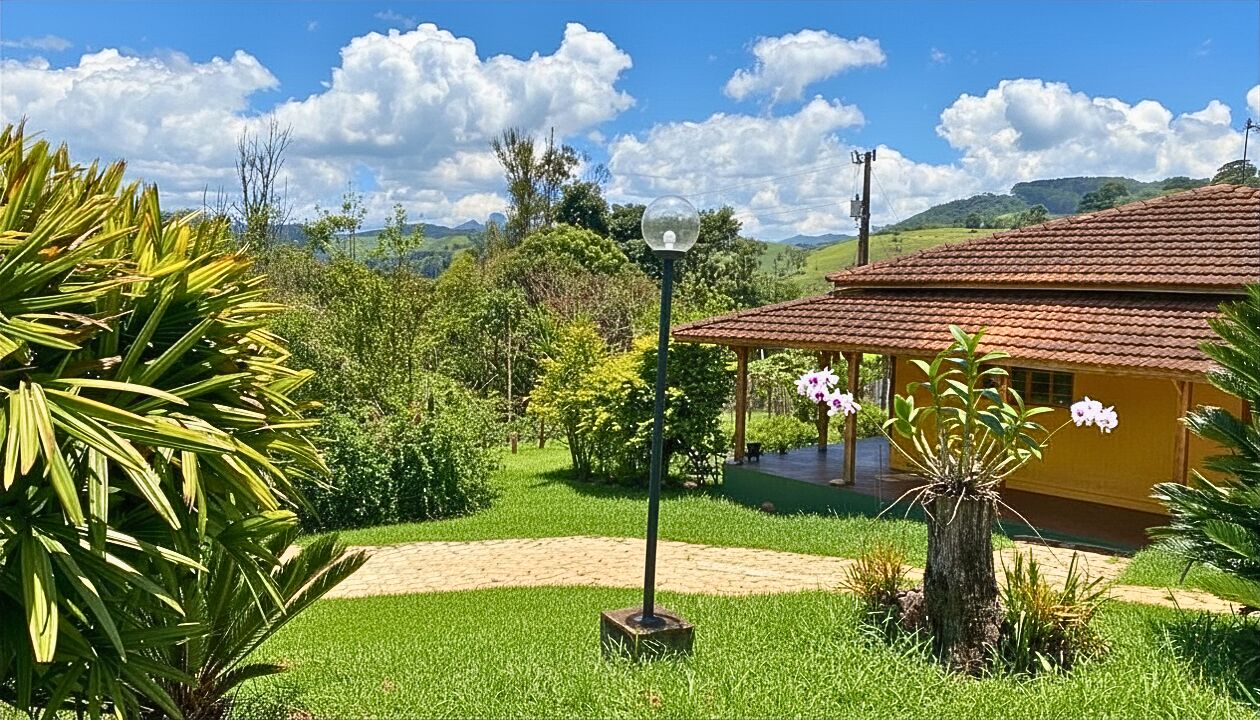 Sítio, 3 quartos, 9600 m² - Foto 1