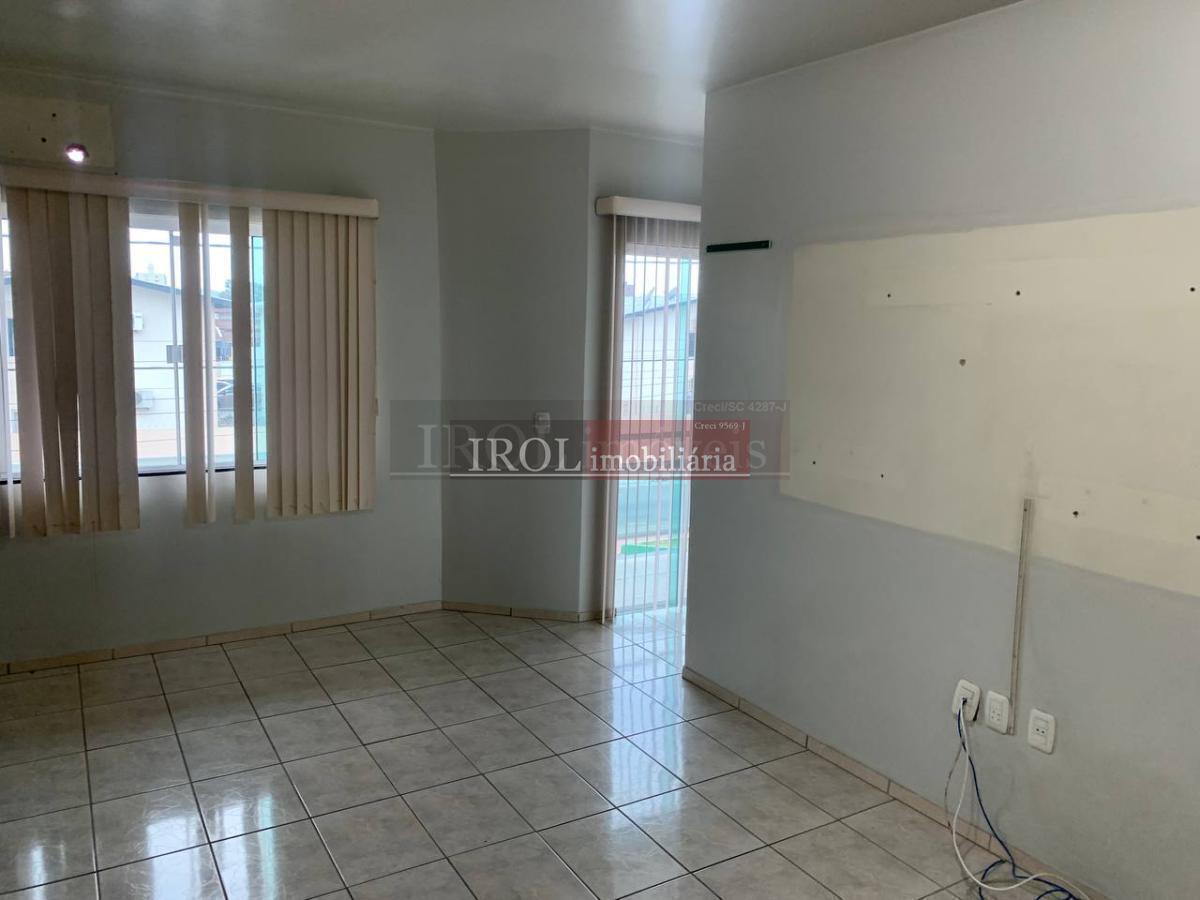 Sobrado à venda com 4 quartos, 349m² - Foto 22