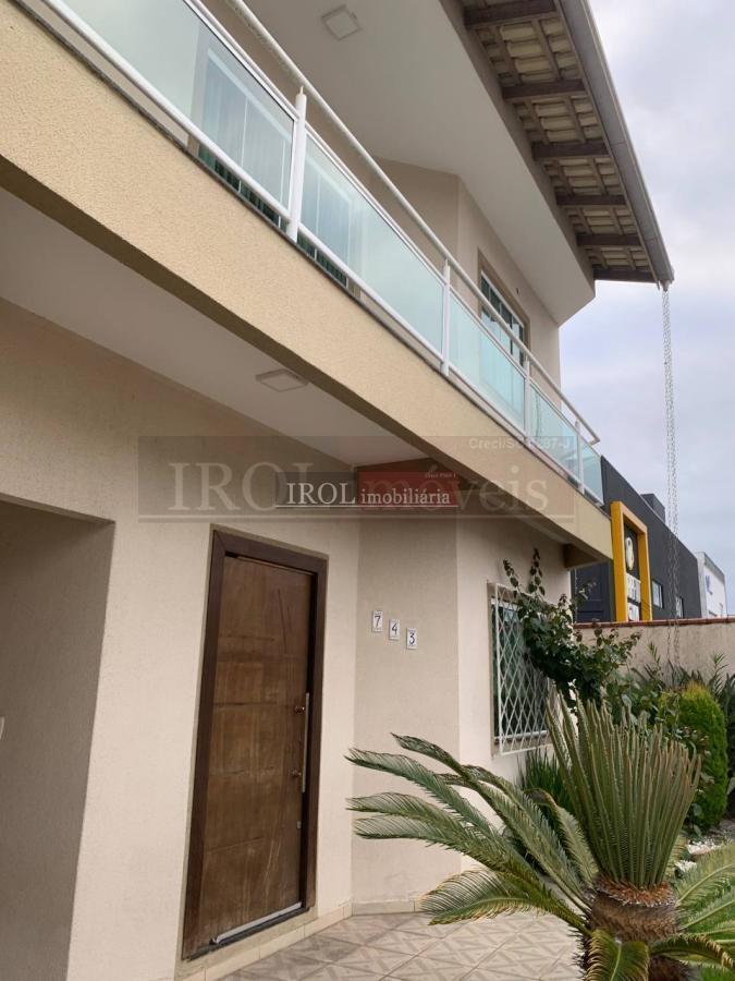 Sobrado à venda com 4 quartos, 349m² - Foto 1