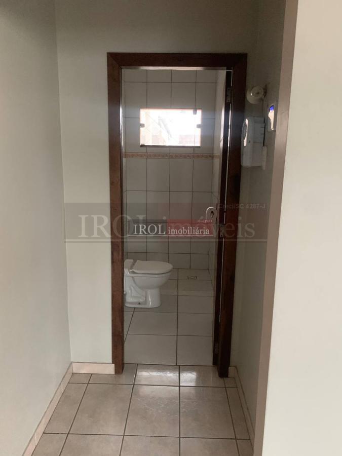 Sobrado à venda com 4 quartos, 349m² - Foto 6