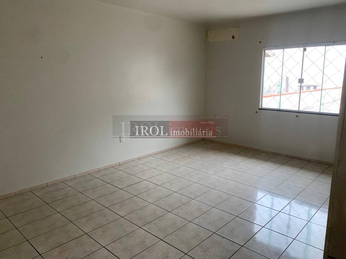 Sobrado à venda com 4 quartos, 349m² - Foto 27