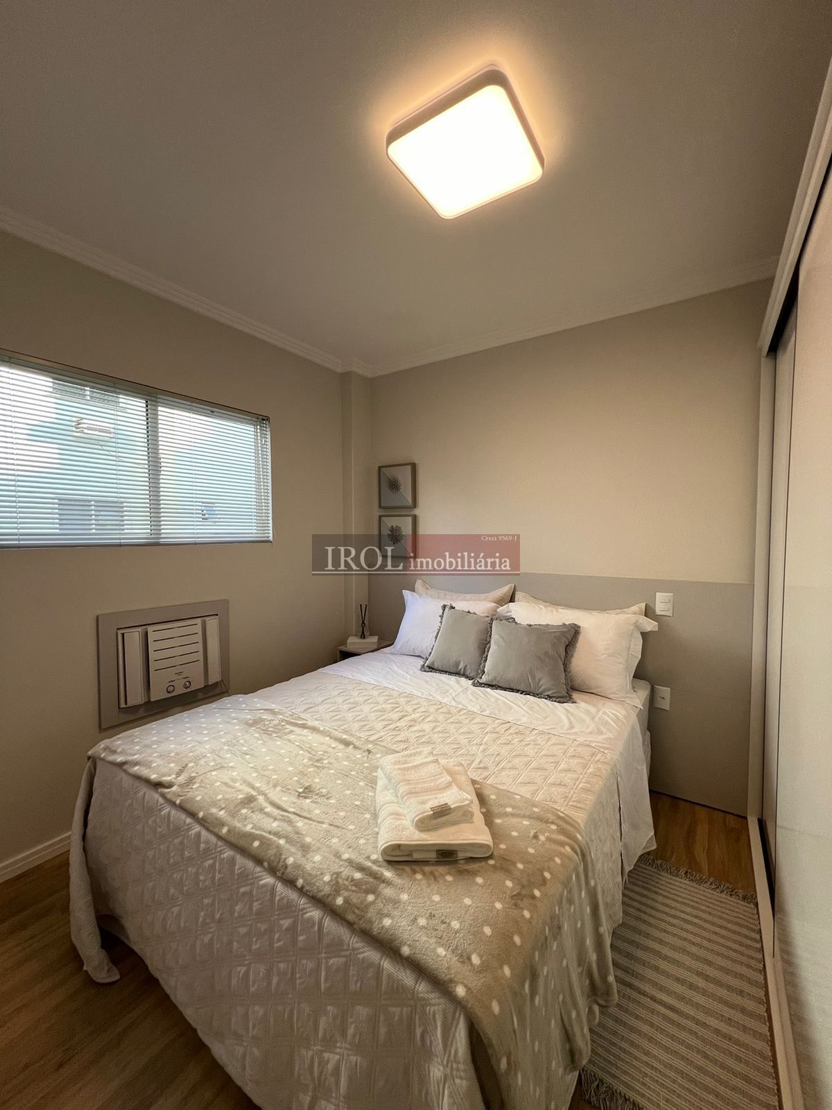 Apartamento à venda com 3 quartos, 86m² - Foto 12