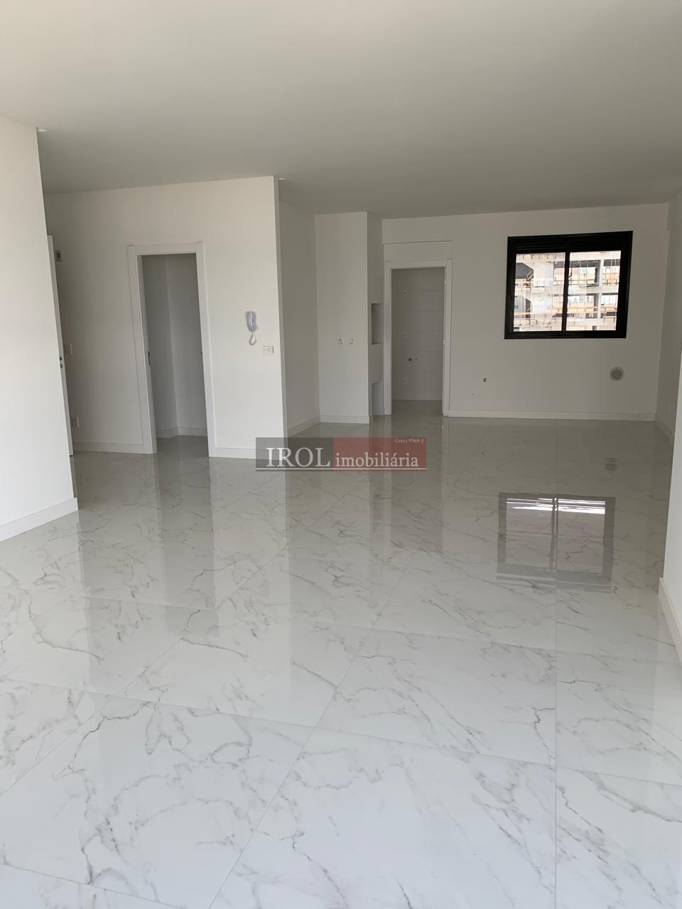 Apartamento à venda com 3 quartos, 137m² - Foto 5