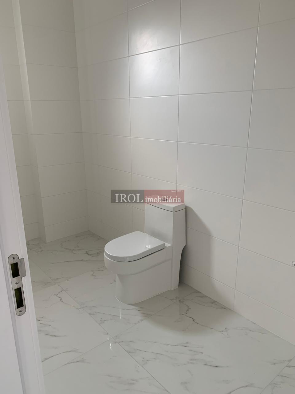 Apartamento à venda com 3 quartos, 137m² - Foto 18