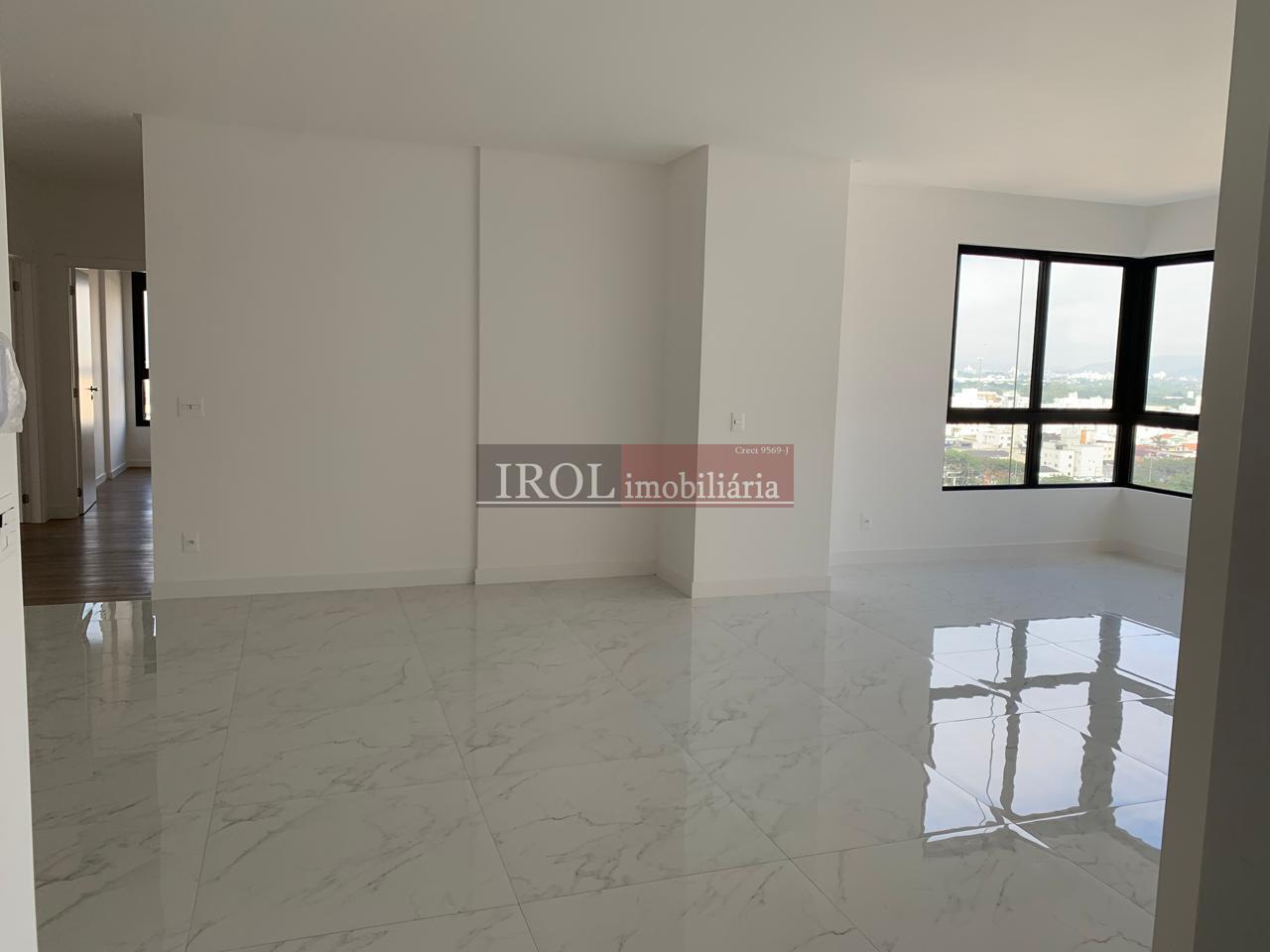 Apartamento à venda com 3 quartos, 137m² - Foto 15