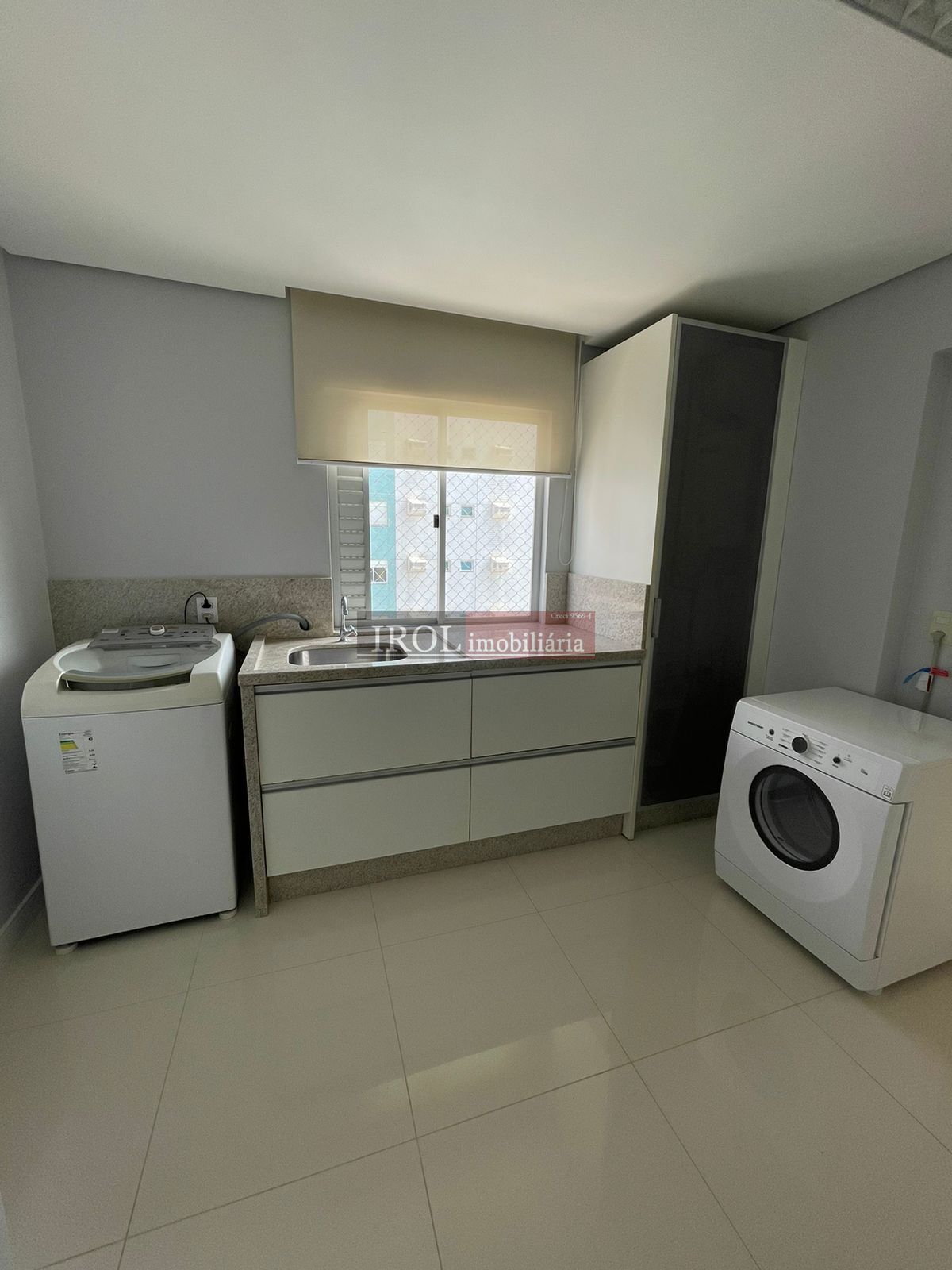 Apartamento para alugar com 3 quartos, 240m² - Foto 23