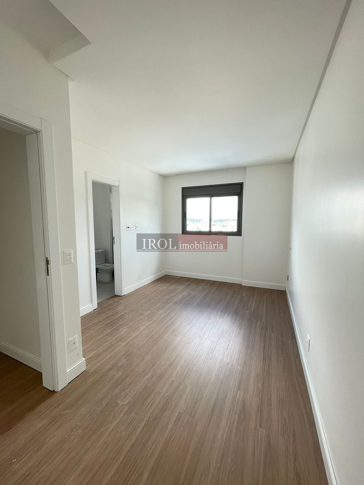 Apartamento à venda com 4 quartos, 151m² - Foto 14