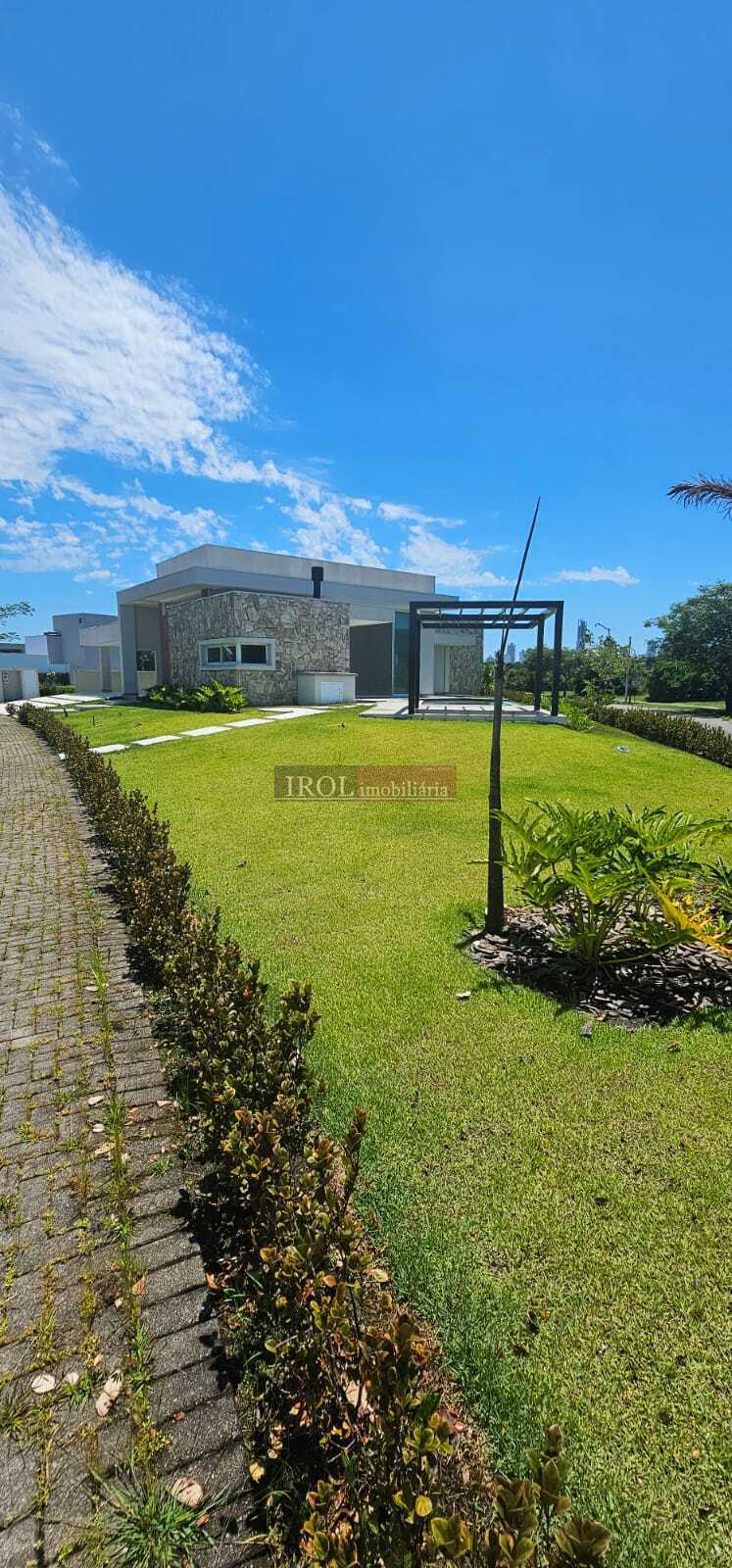 Casa à venda com 4 quartos, 370m² - Foto 15