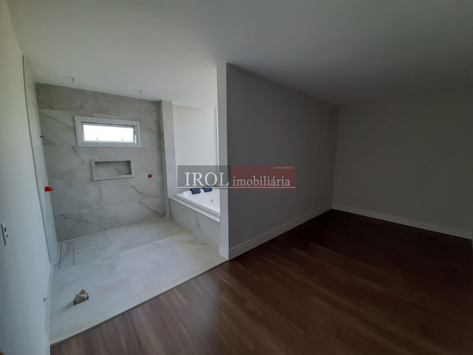 Casa à venda com 4 quartos, 370m² - Foto 34