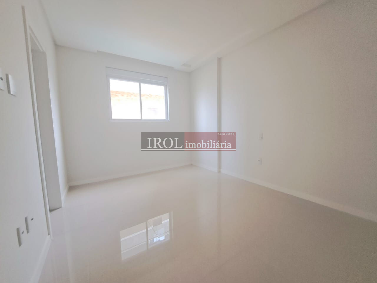 Apartamento à venda com 3 quartos, 142m² - Foto 11