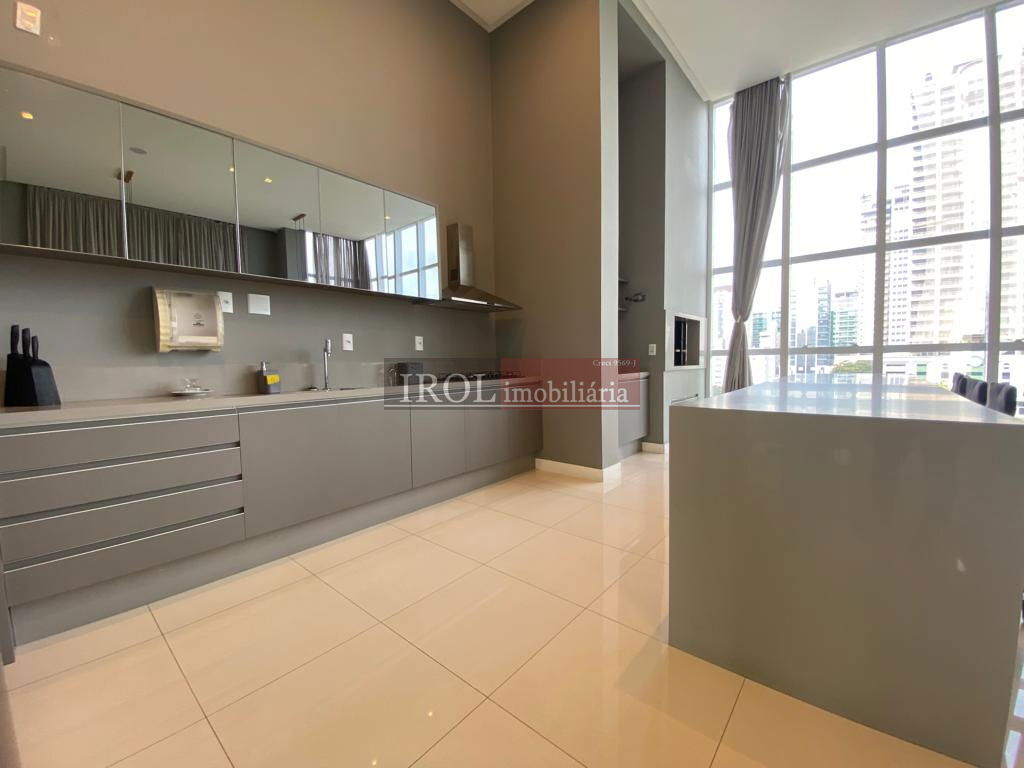 Apartamento à venda com 3 quartos, 142m² - Foto 19