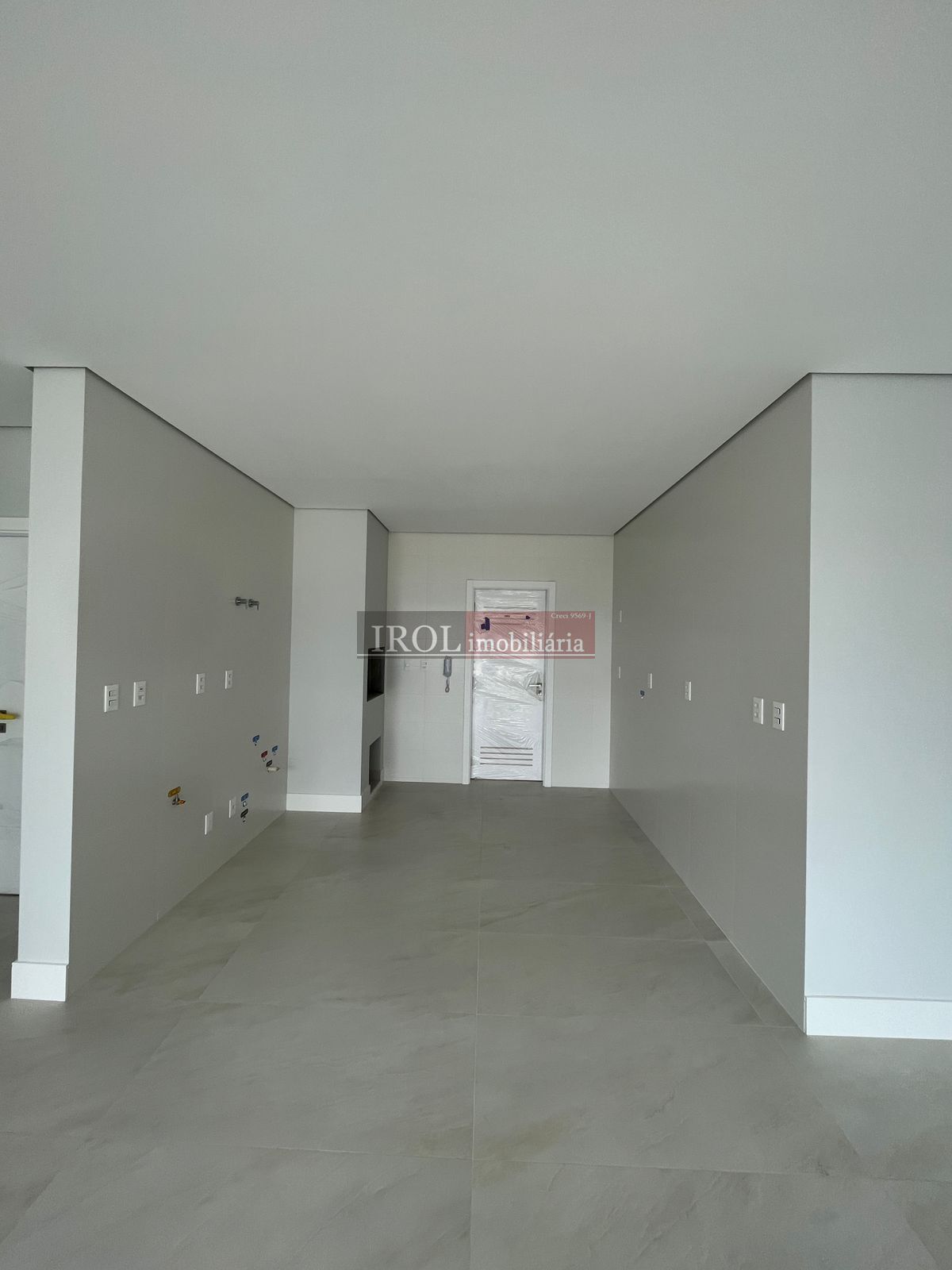 Apartamento à venda com 4 quartos, 270m² - Foto 17