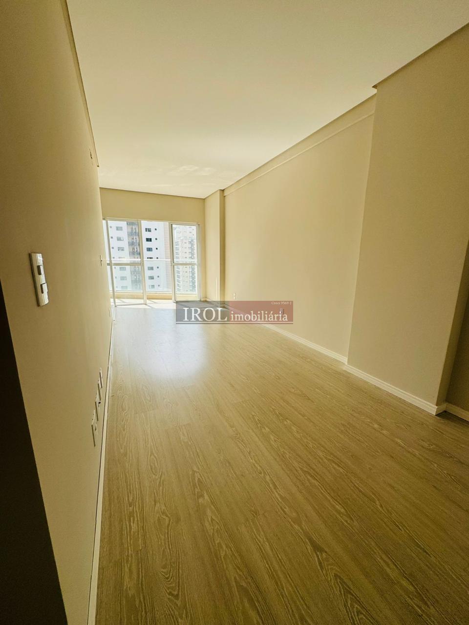 Apartamento à venda com 1 quarto, 45m² - Foto 32