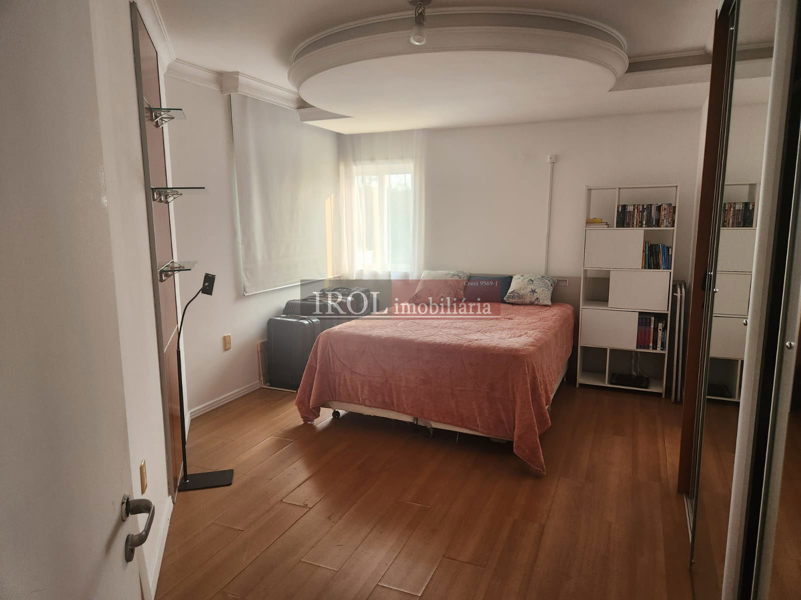 Casa à venda com 6 quartos, 317m² - Foto 23