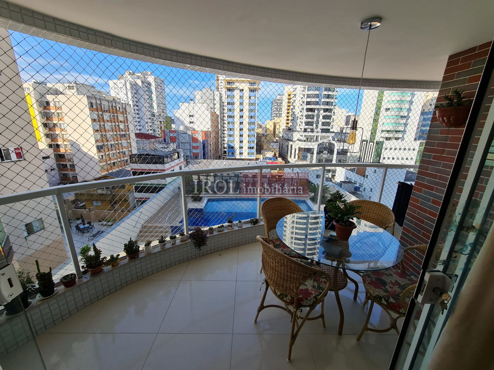 Apartamento à venda com 3 quartos, 123m² - Foto 1