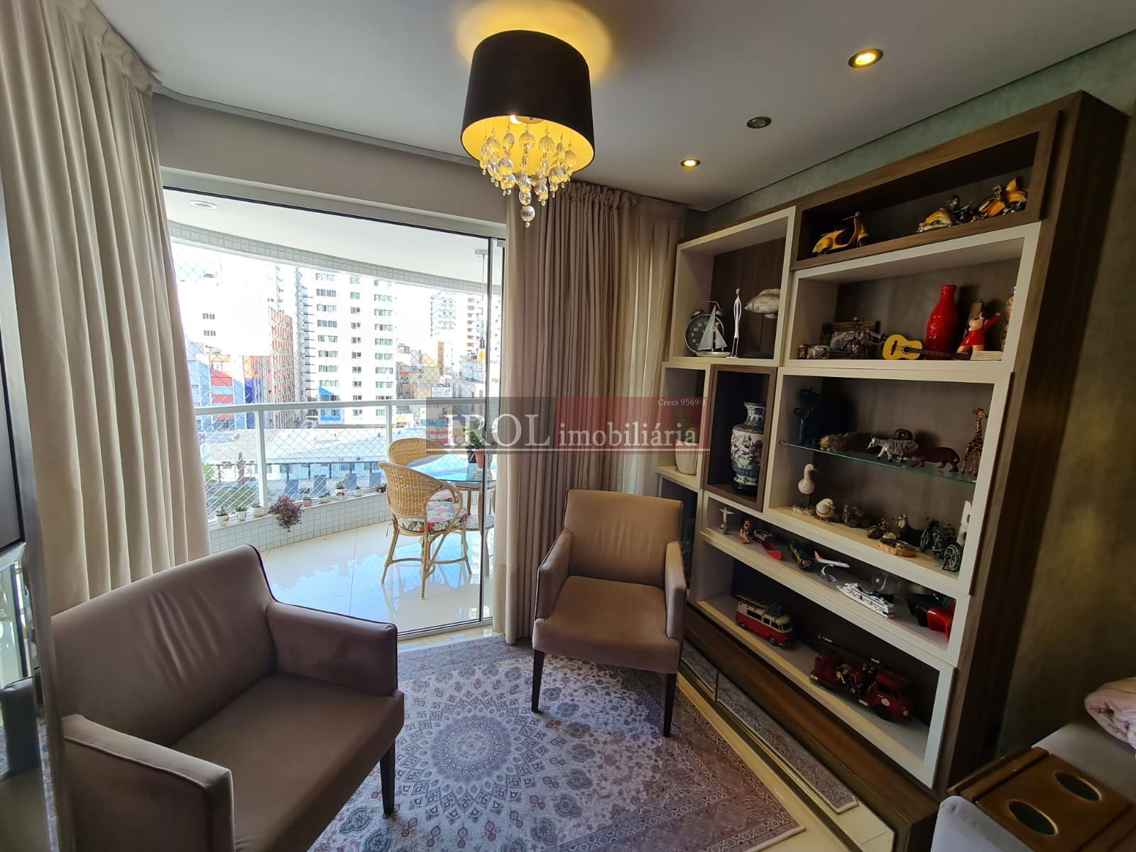 Apartamento à venda com 3 quartos, 123m² - Foto 7