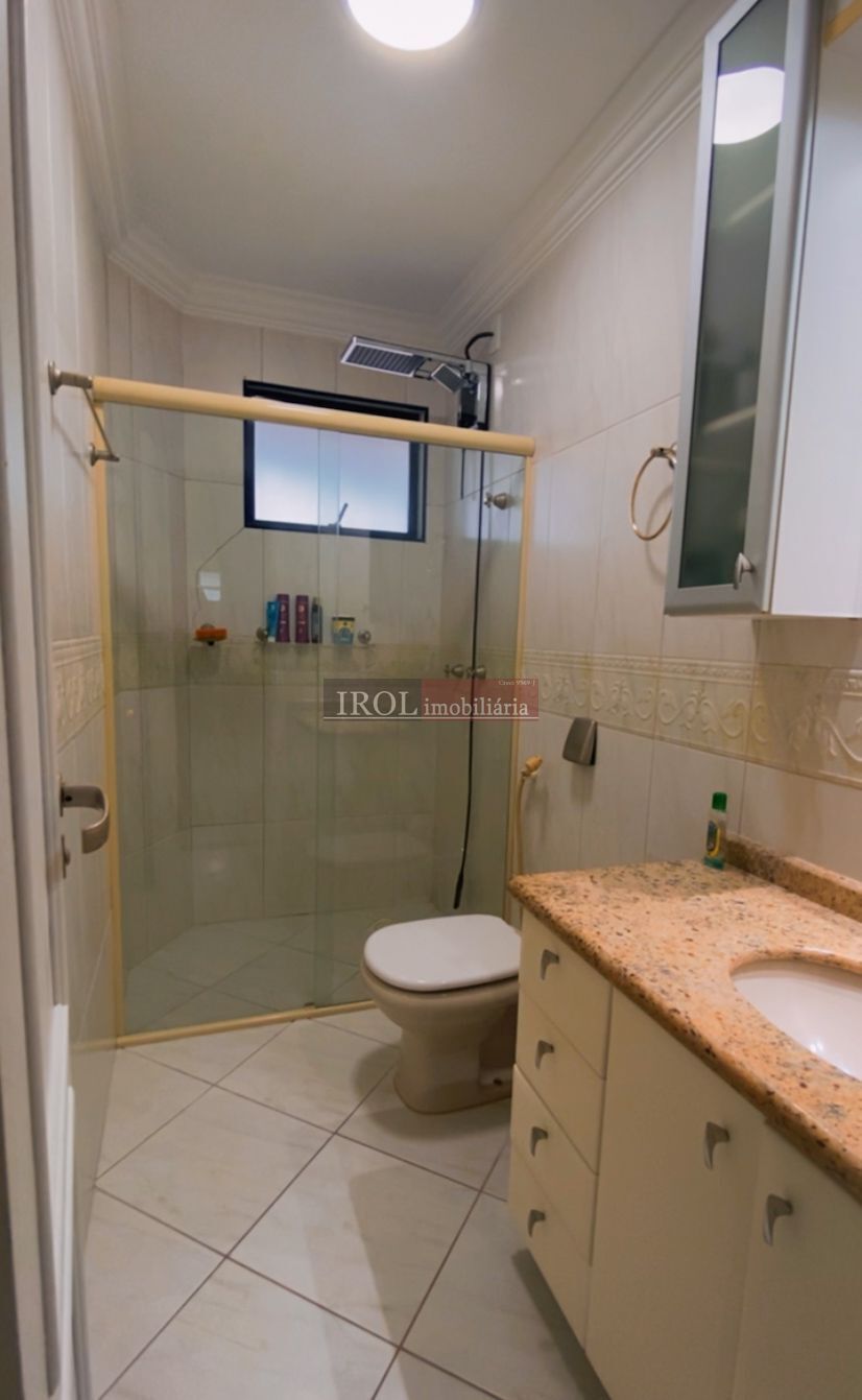 Apartamento à venda com 4 quartos, 216m² - Foto 26