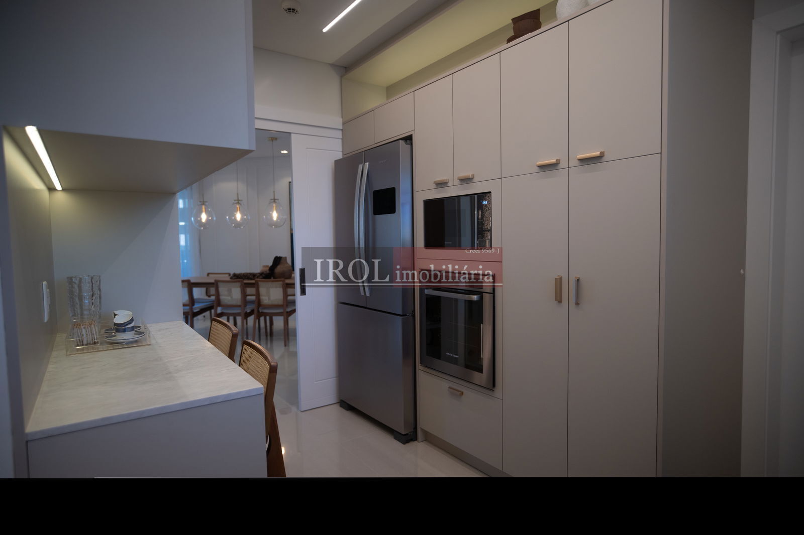 Apartamento à venda com 4 quartos, 182m² - Foto 31