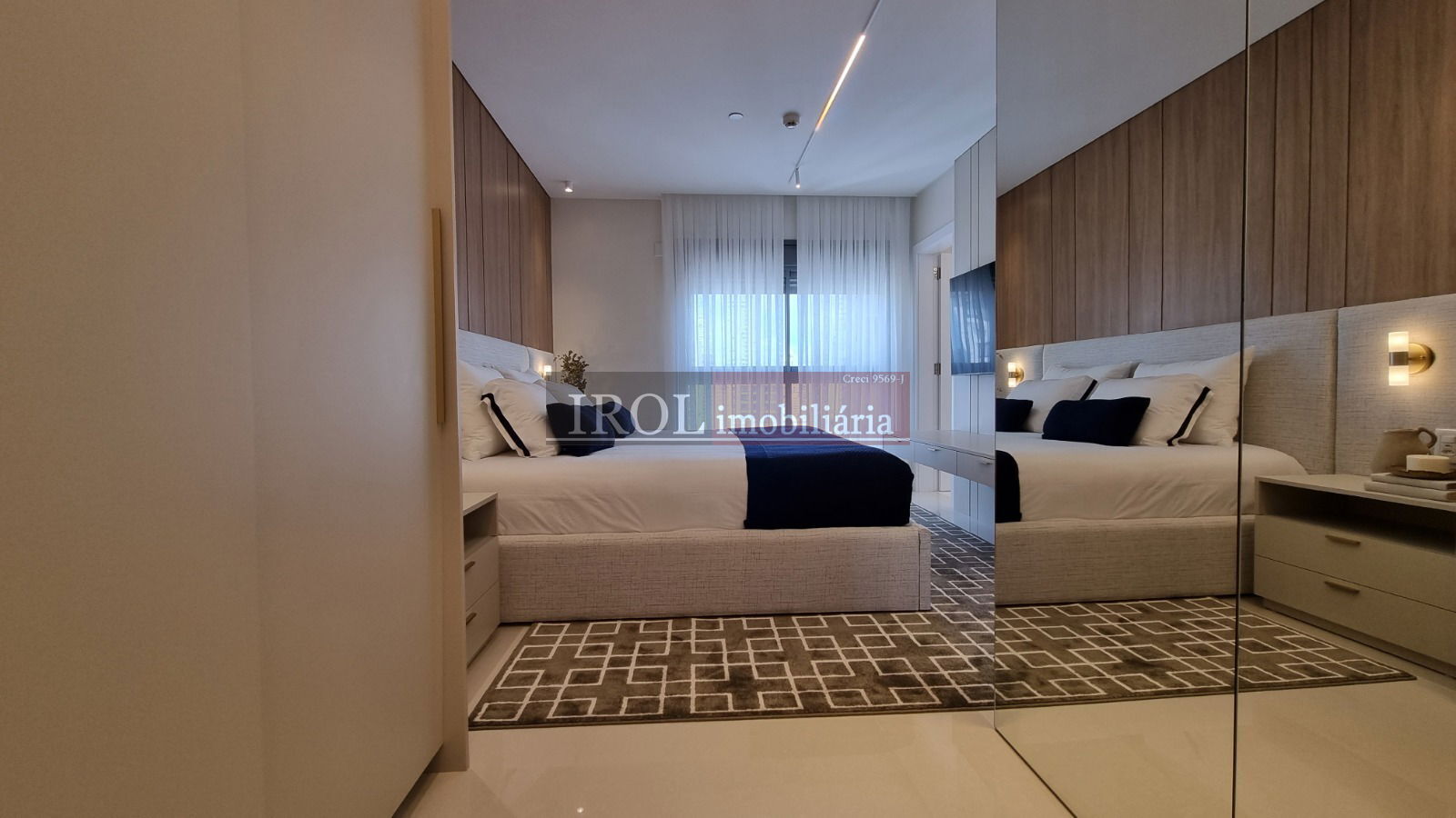 Apartamento à venda com 4 quartos, 182m² - Foto 7