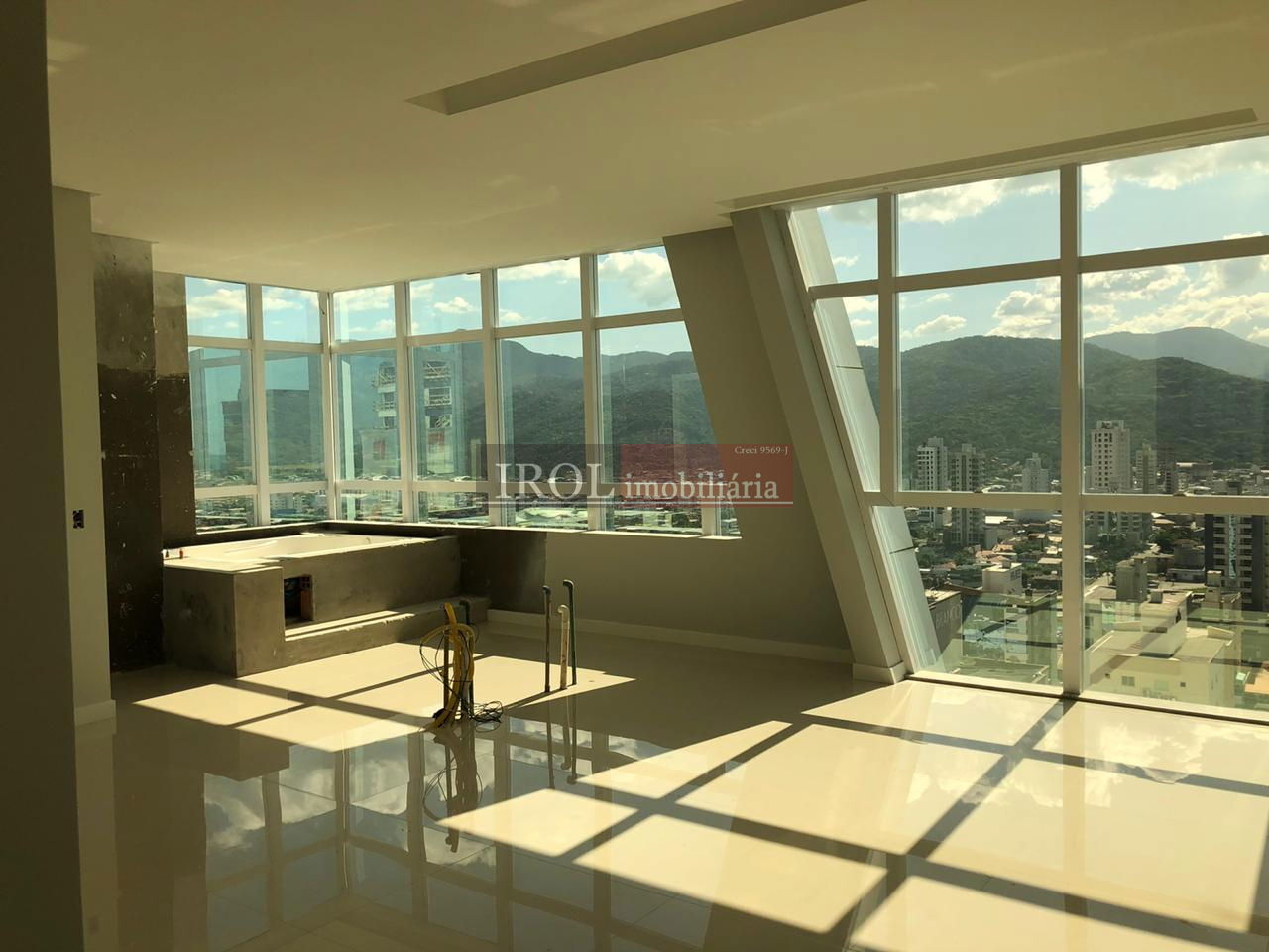 Apartamento à venda com 5 quartos, 417m² - Foto 10