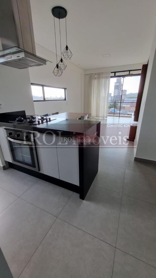 Apartamento à venda com 2 quartos, 76m² - Foto 6