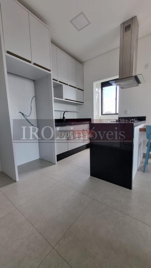 Apartamento à venda com 2 quartos, 76m² - Foto 5