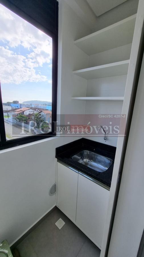 Apartamento à venda com 2 quartos, 76m² - Foto 17