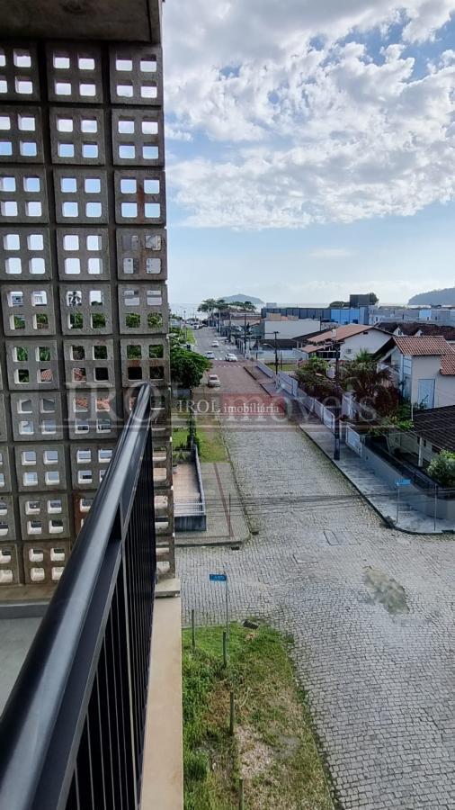 Apartamento à venda com 2 quartos, 76m² - Foto 9