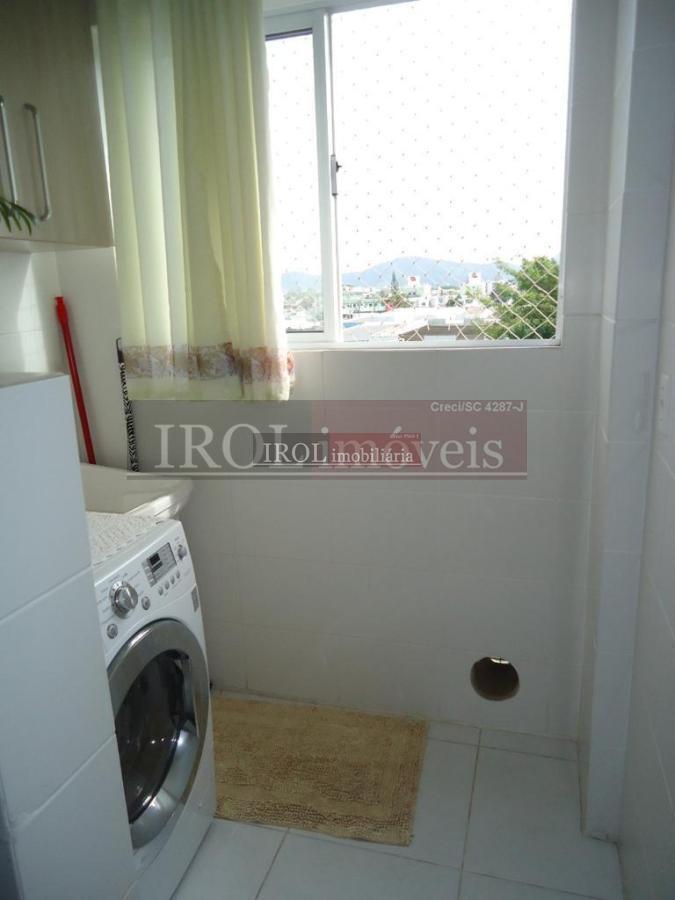 Apartamento à venda com 2 quartos, 62m² - Foto 19