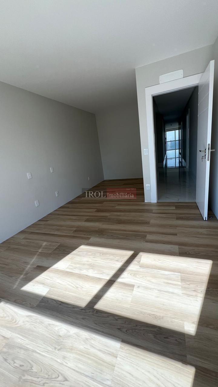 Apartamento à venda com 4 quartos, 150m² - Foto 13