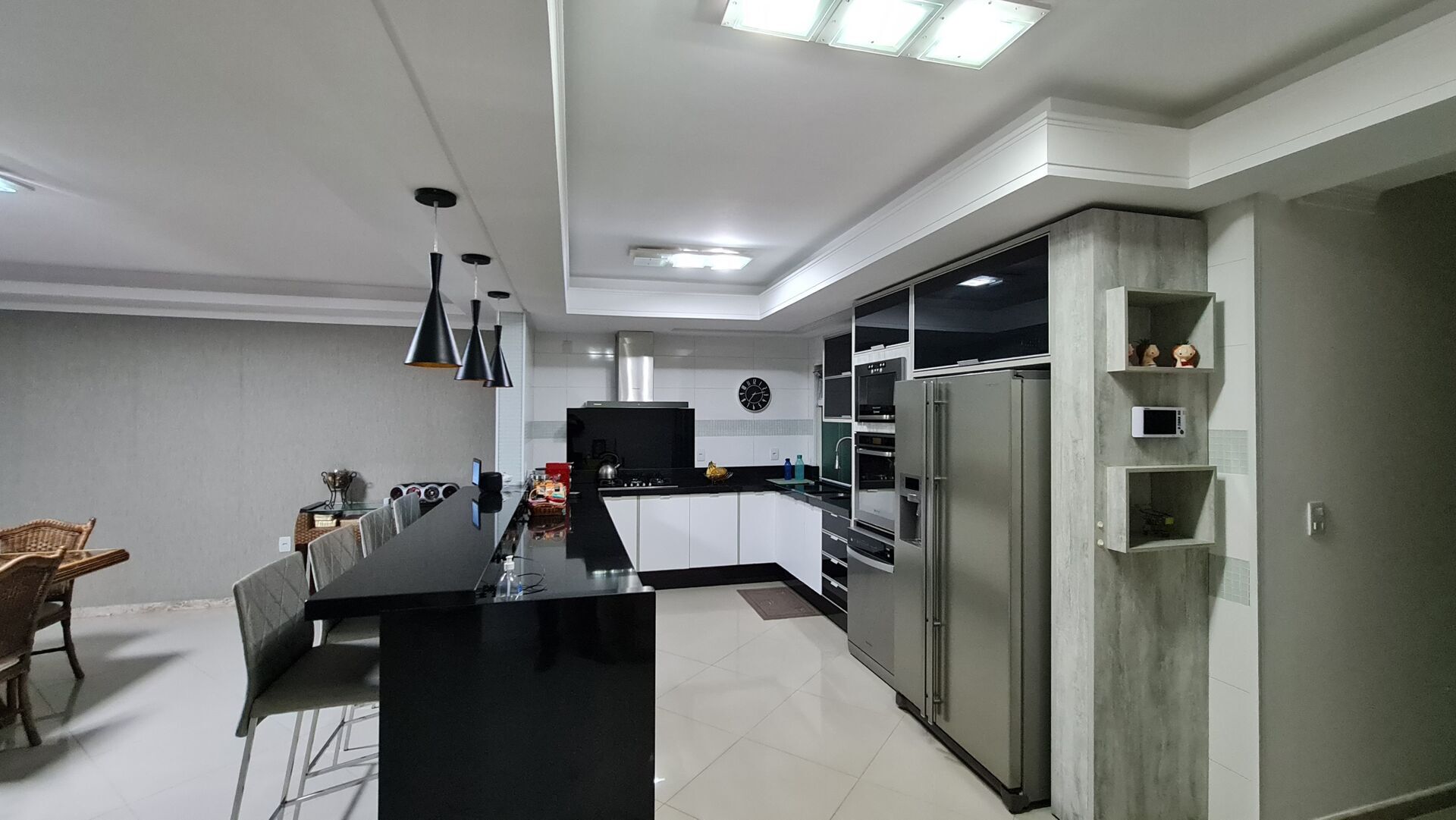 Casa para alugar com 3 quartos, 397m² - Foto 23