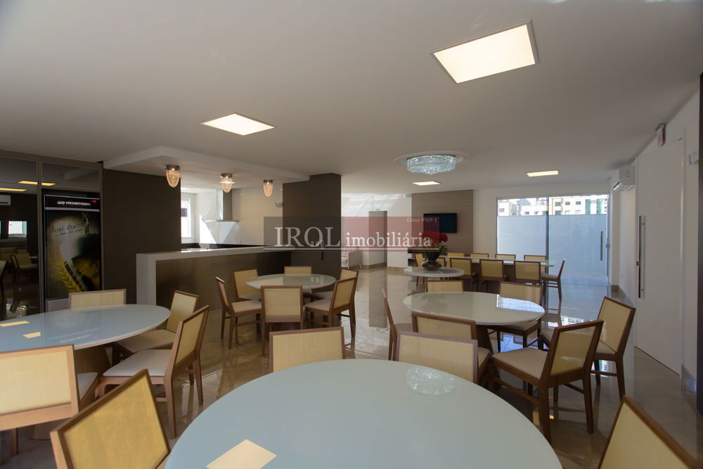 Apartamento à venda com 4 quartos, 150m² - Foto 11