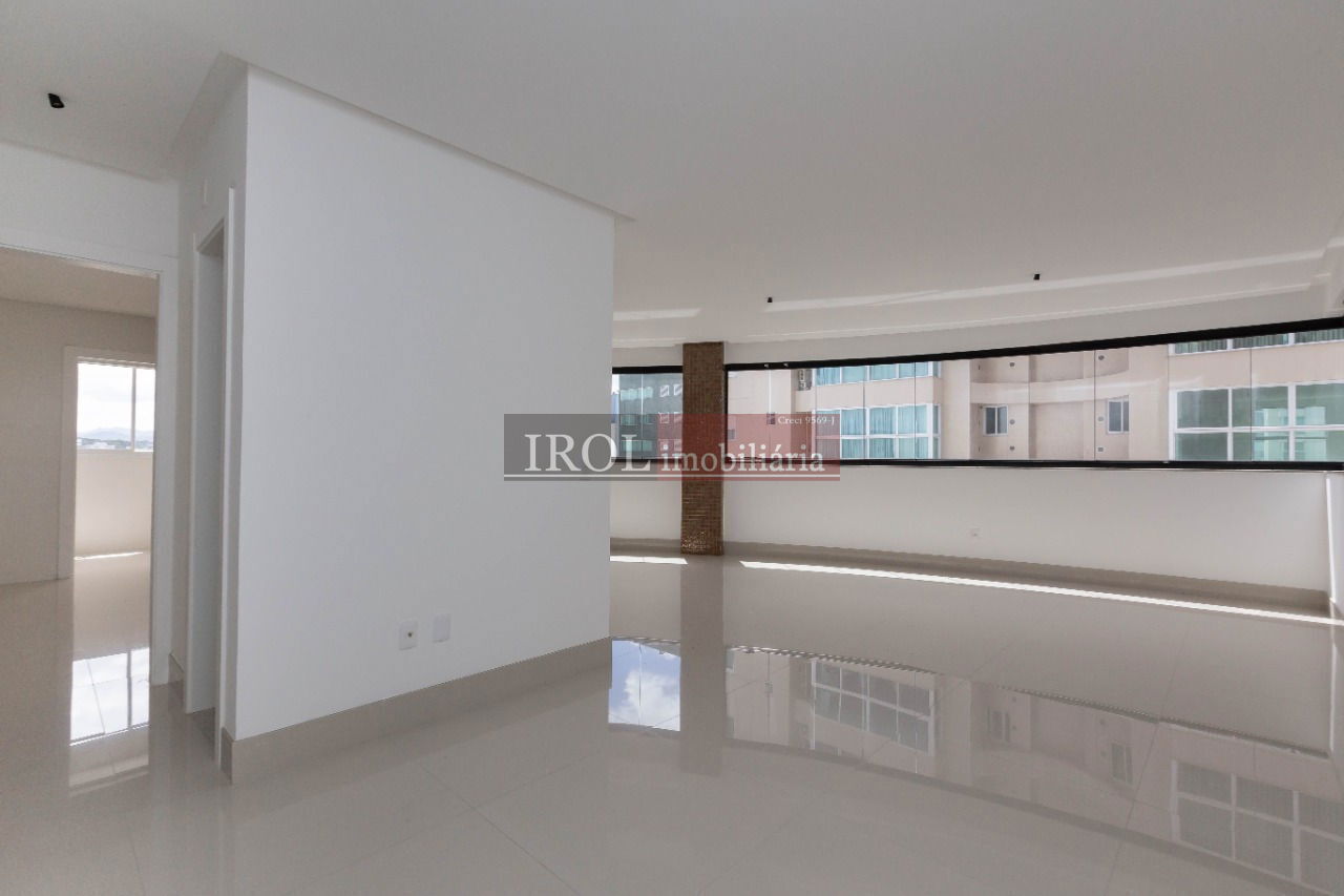 Apartamento à venda com 4 quartos, 150m² - Foto 28