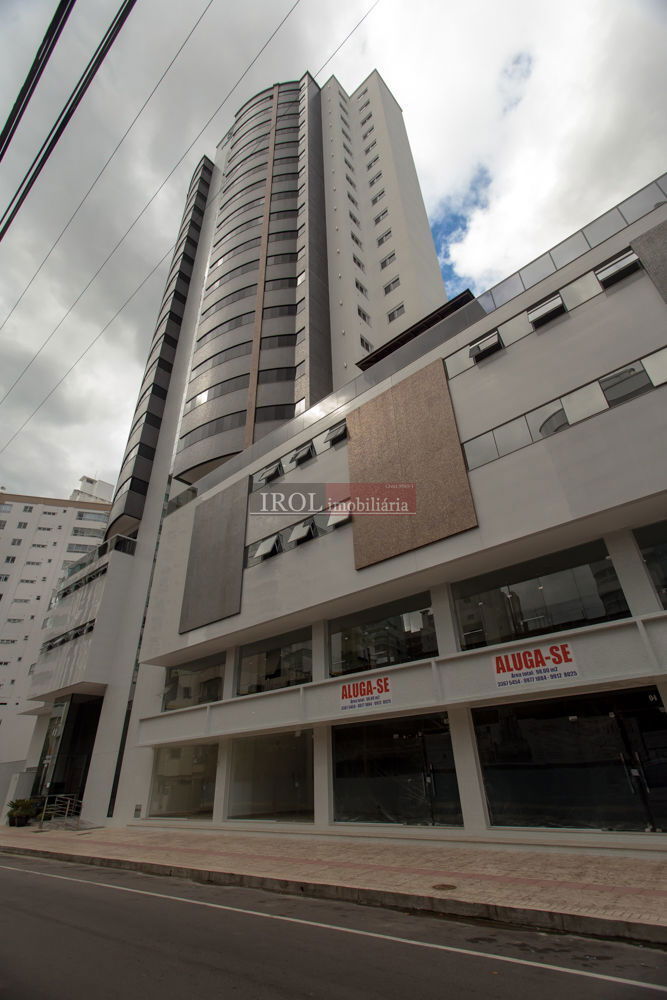 Apartamento à venda com 4 quartos, 150m² - Foto 5