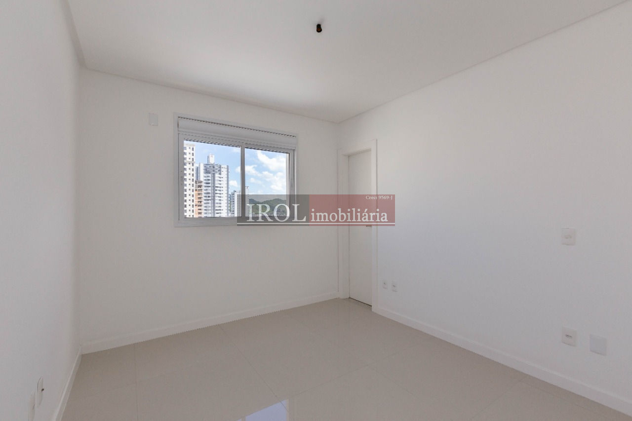 Apartamento à venda com 4 quartos, 150m² - Foto 48