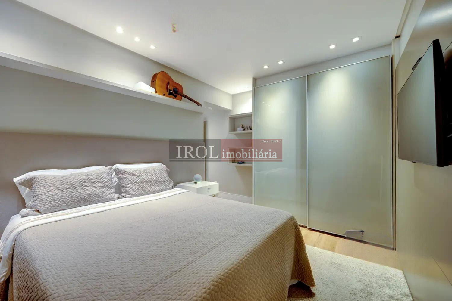 Apartamento à venda com 4 quartos, 288m² - Foto 18