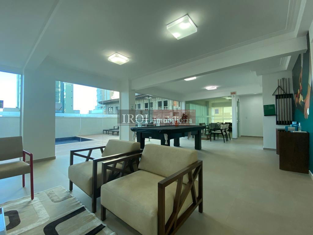 Apartamento à venda com 4 quartos, 156m² - Foto 18