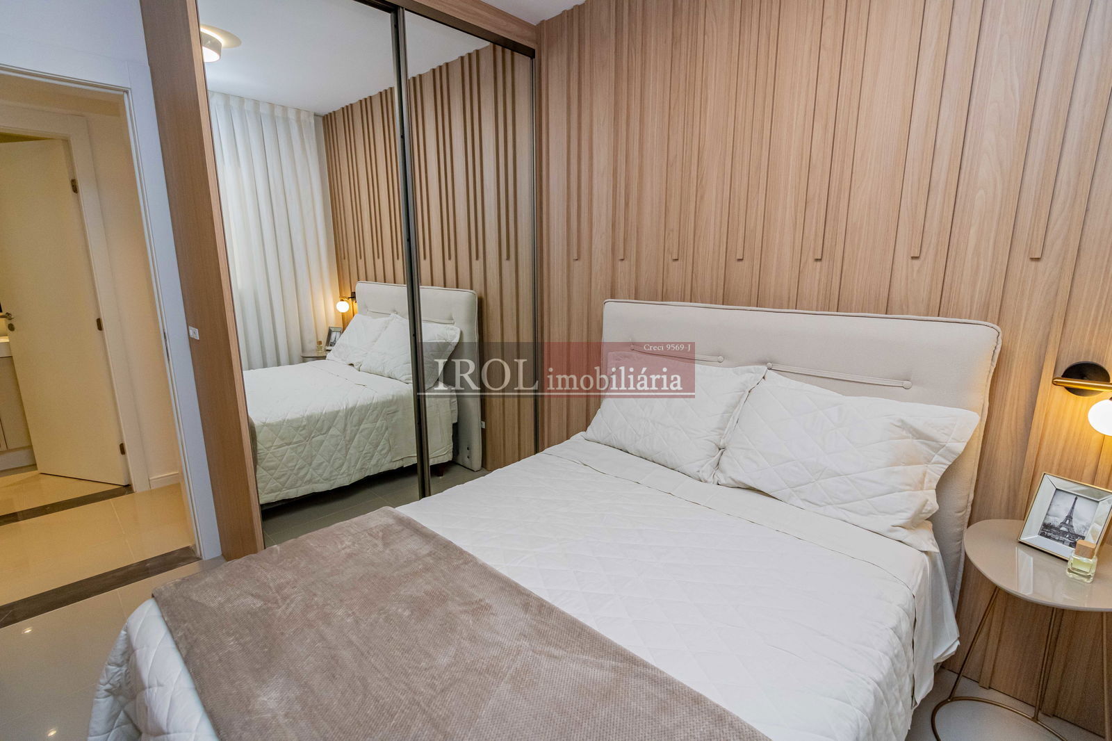 Apartamento à venda com 2 quartos, 66m² - Foto 21