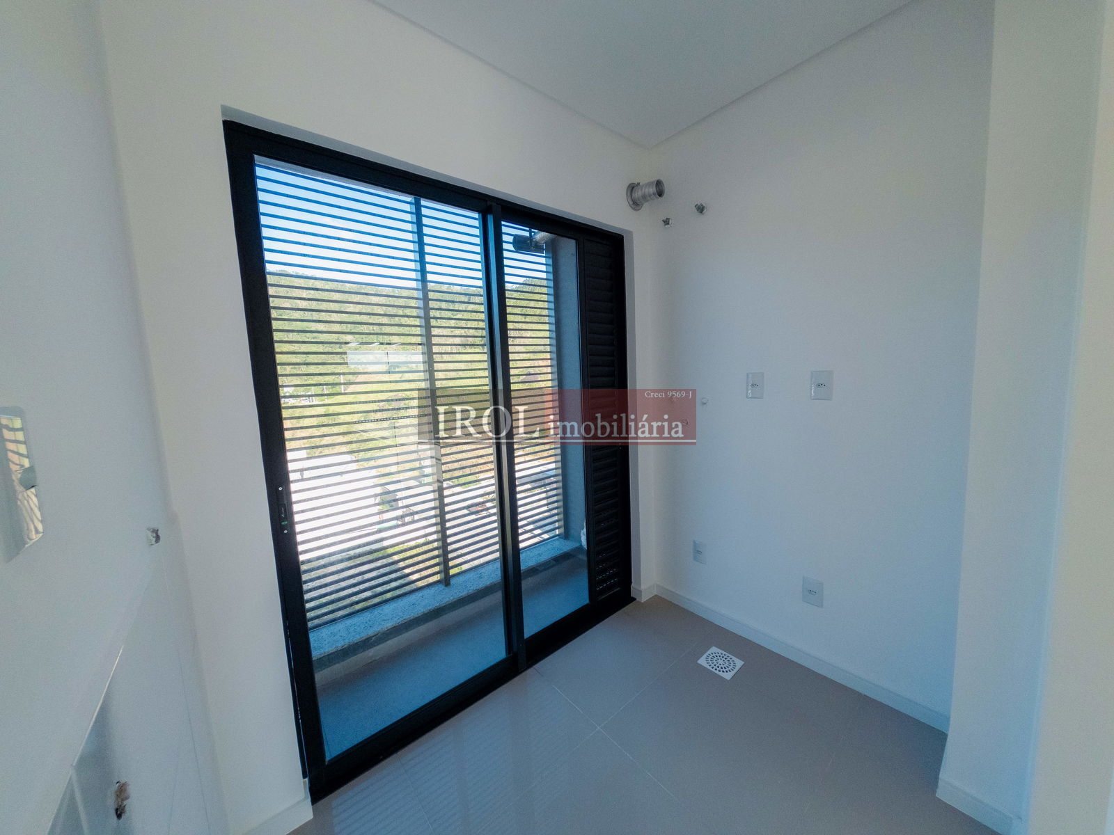 Apartamento à venda com 2 quartos, 66m² - Foto 9