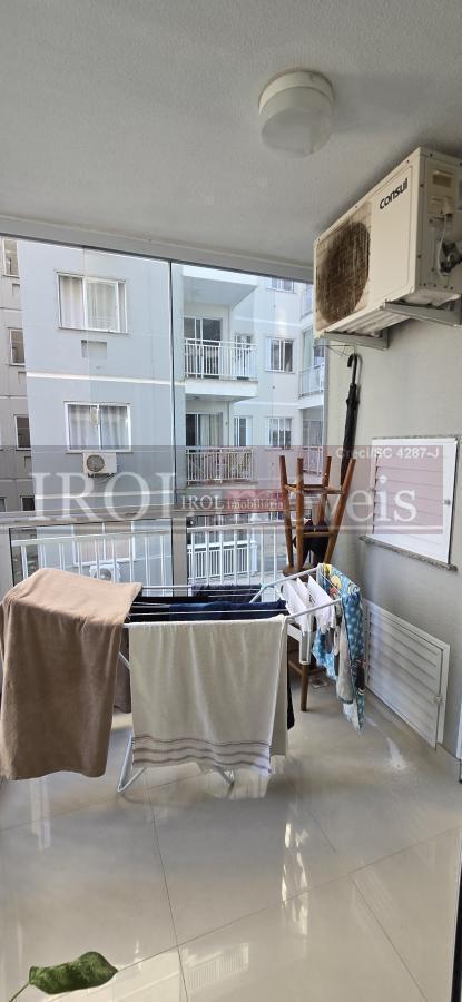 Apartamento à venda com 2 quartos, 55m² - Foto 11