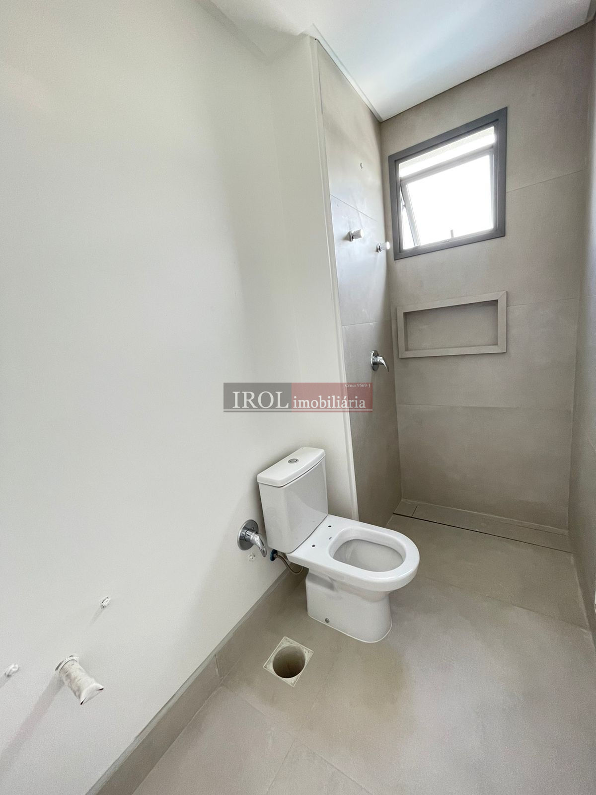 Apartamento à venda com 4 quartos, 151m² - Foto 17