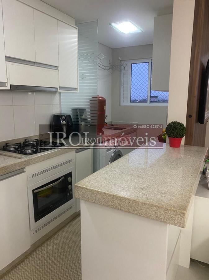 Apartamento à venda com 2 quartos, 74m² - Foto 18