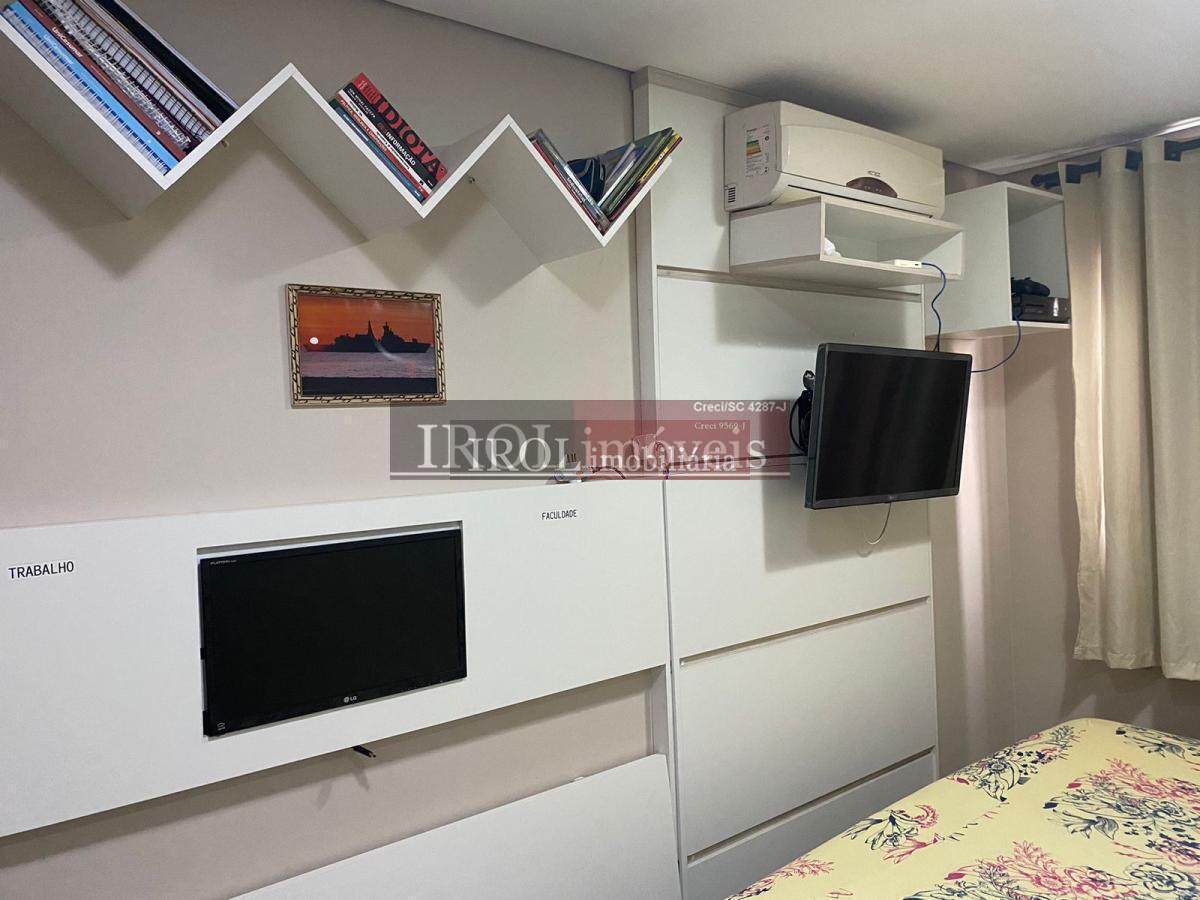 Apartamento à venda com 2 quartos, 74m² - Foto 3