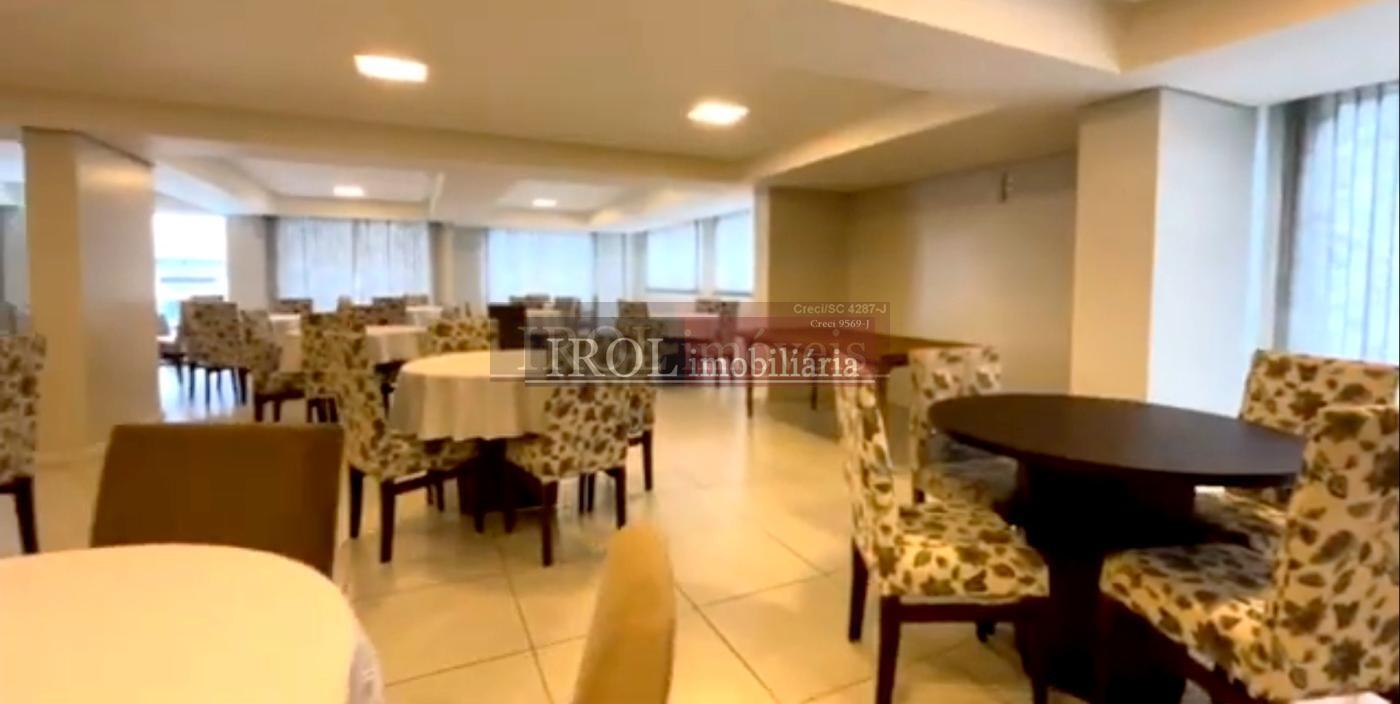 Apartamento à venda com 2 quartos, 74m² - Foto 20