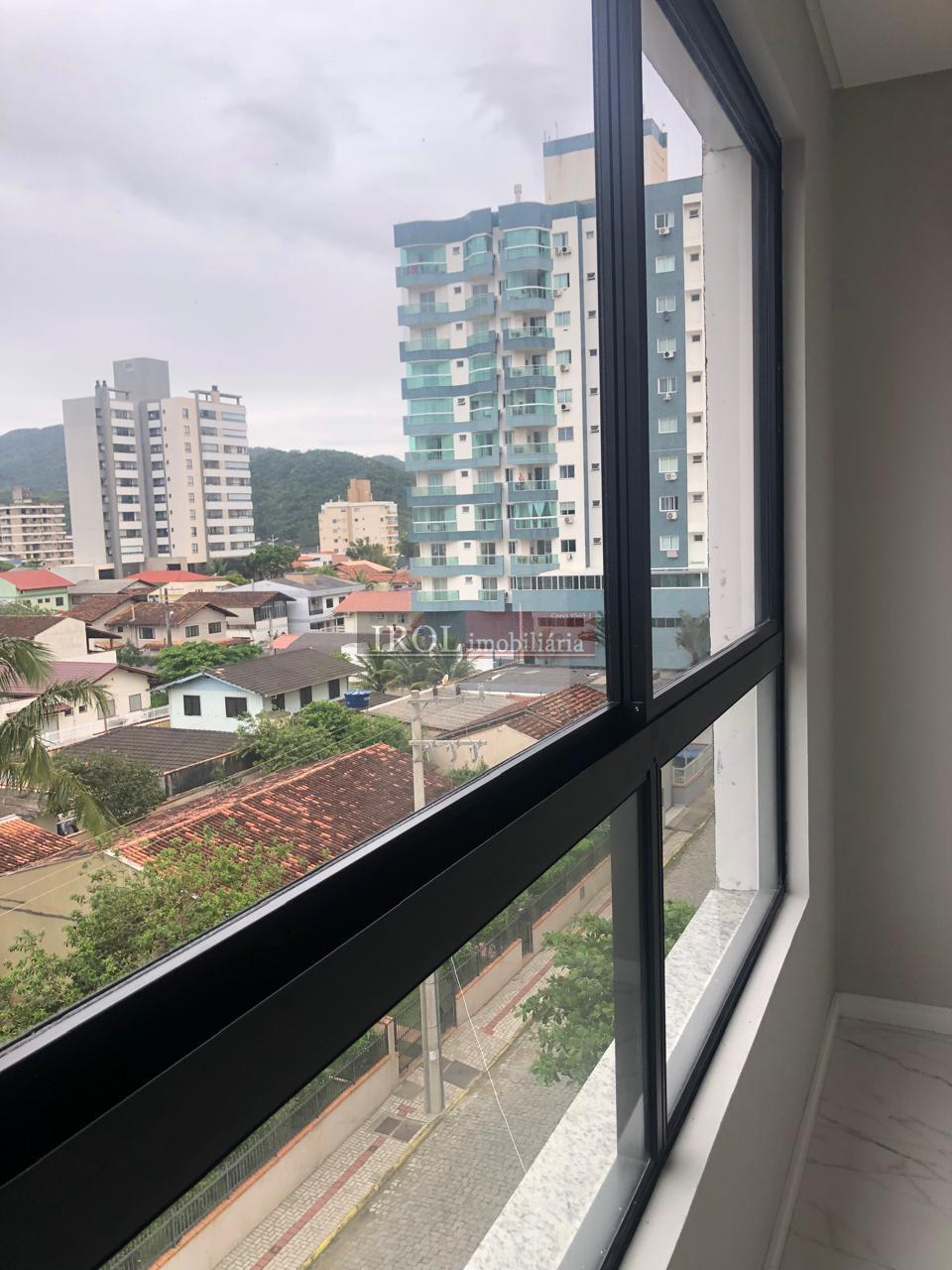 Apartamento à venda com 3 quartos, 97m² - Foto 27