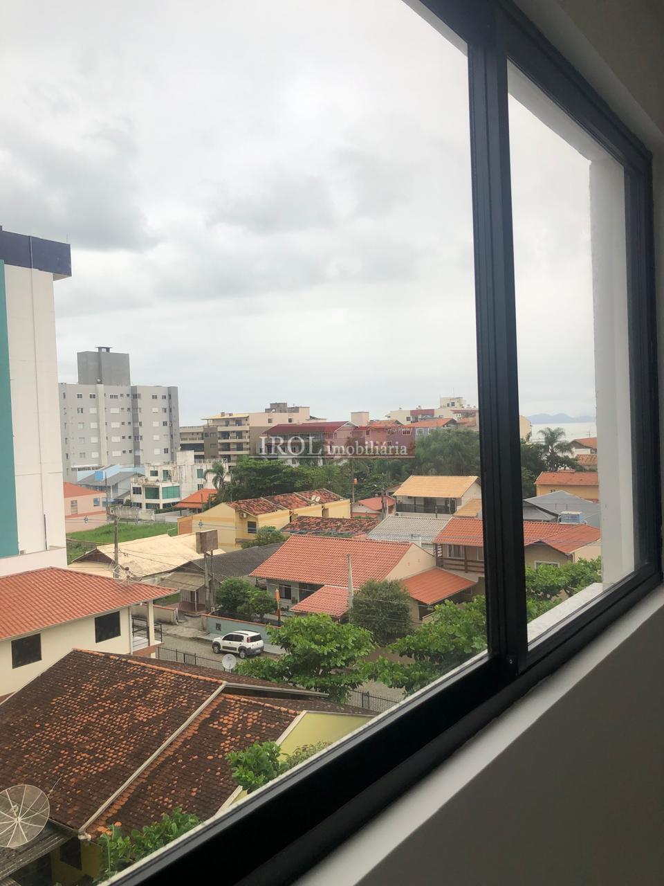 Apartamento à venda com 3 quartos, 97m² - Foto 10