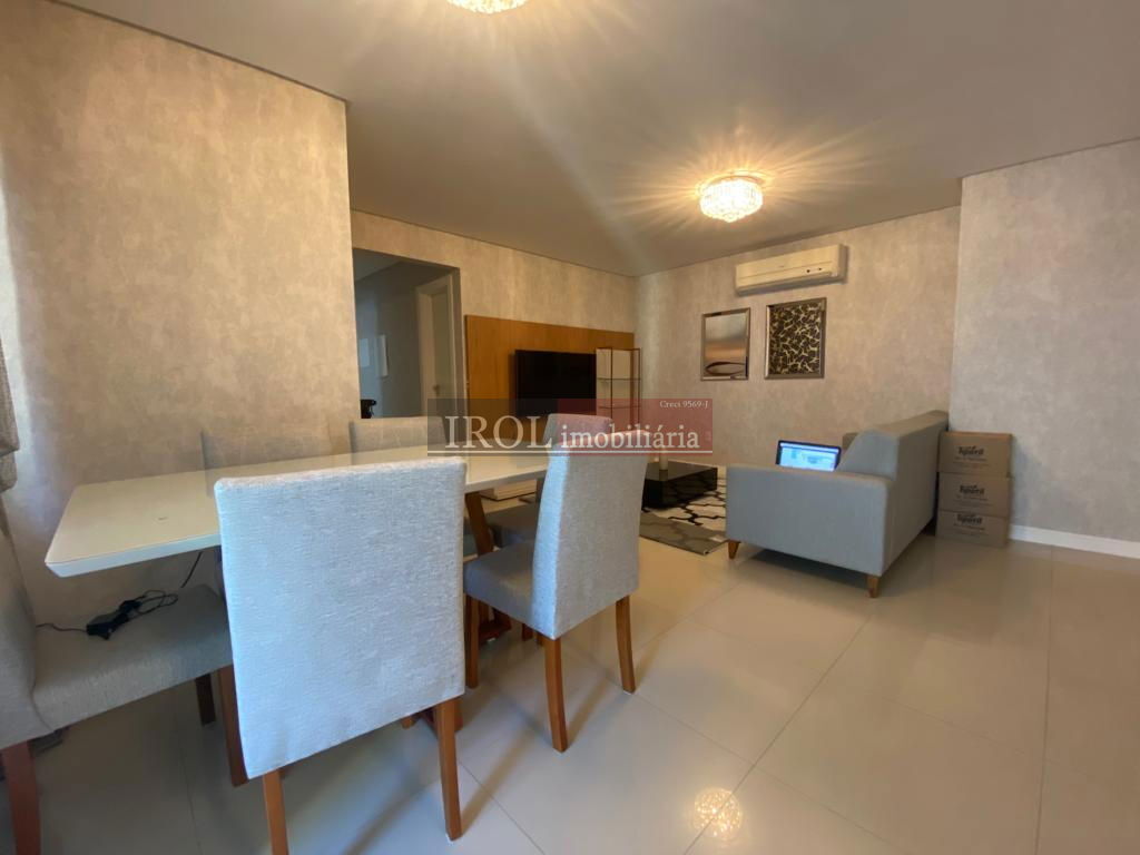 Apartamento à venda com 3 quartos, 110m² - Foto 5