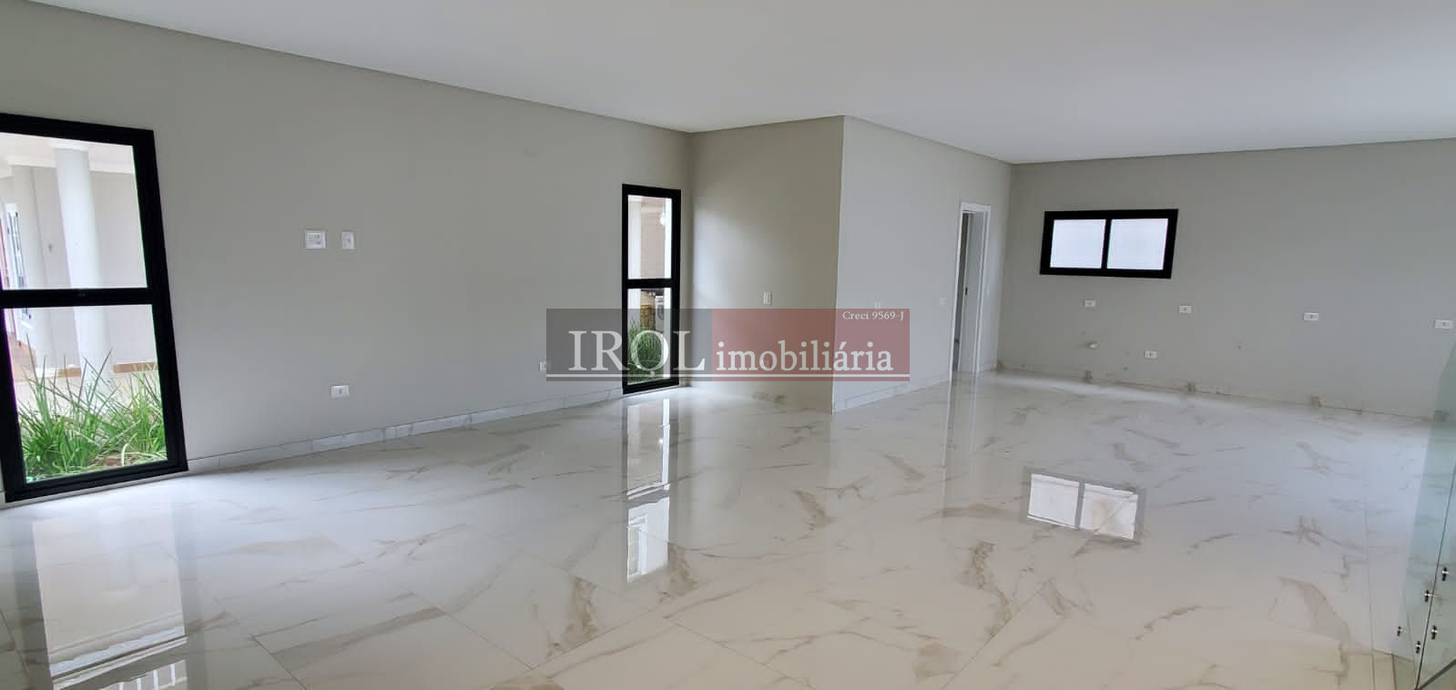 Casa à venda com 4 quartos, 250m² - Foto 10