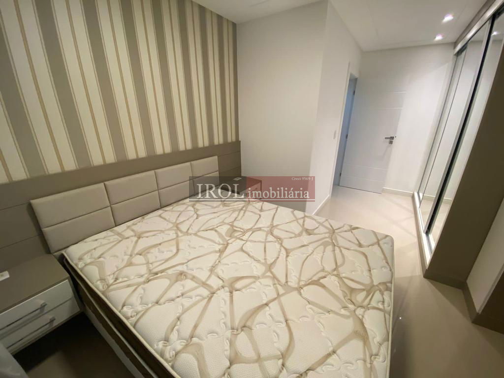 Apartamento à venda com 4 quartos, 208m² - Foto 27