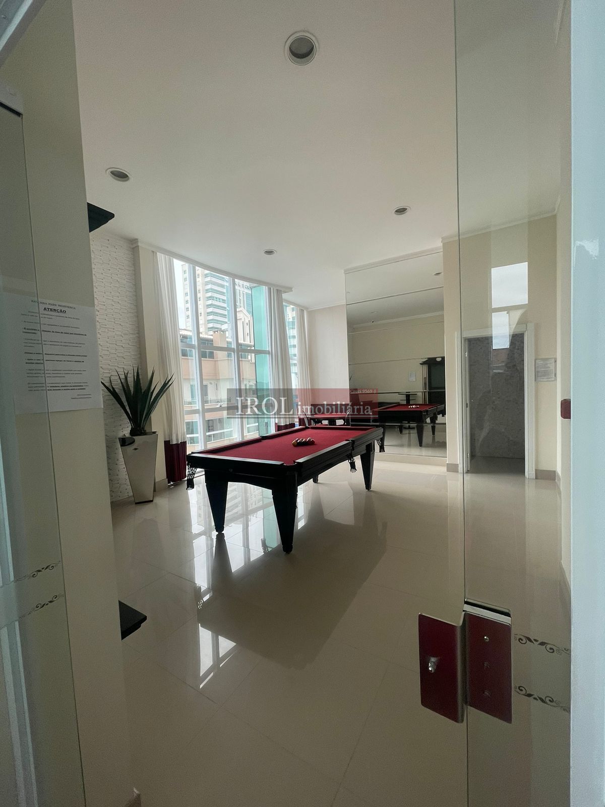 Apartamento à venda com 4 quartos, 208m² - Foto 47